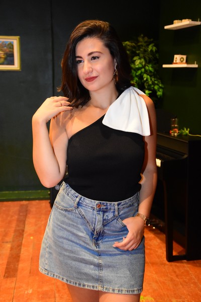 Perfect Strangers play at LAU